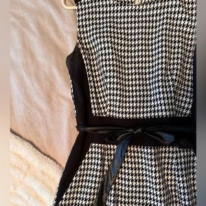Calvin Klein black & white Houndstooth dress, size 6, flattering shape